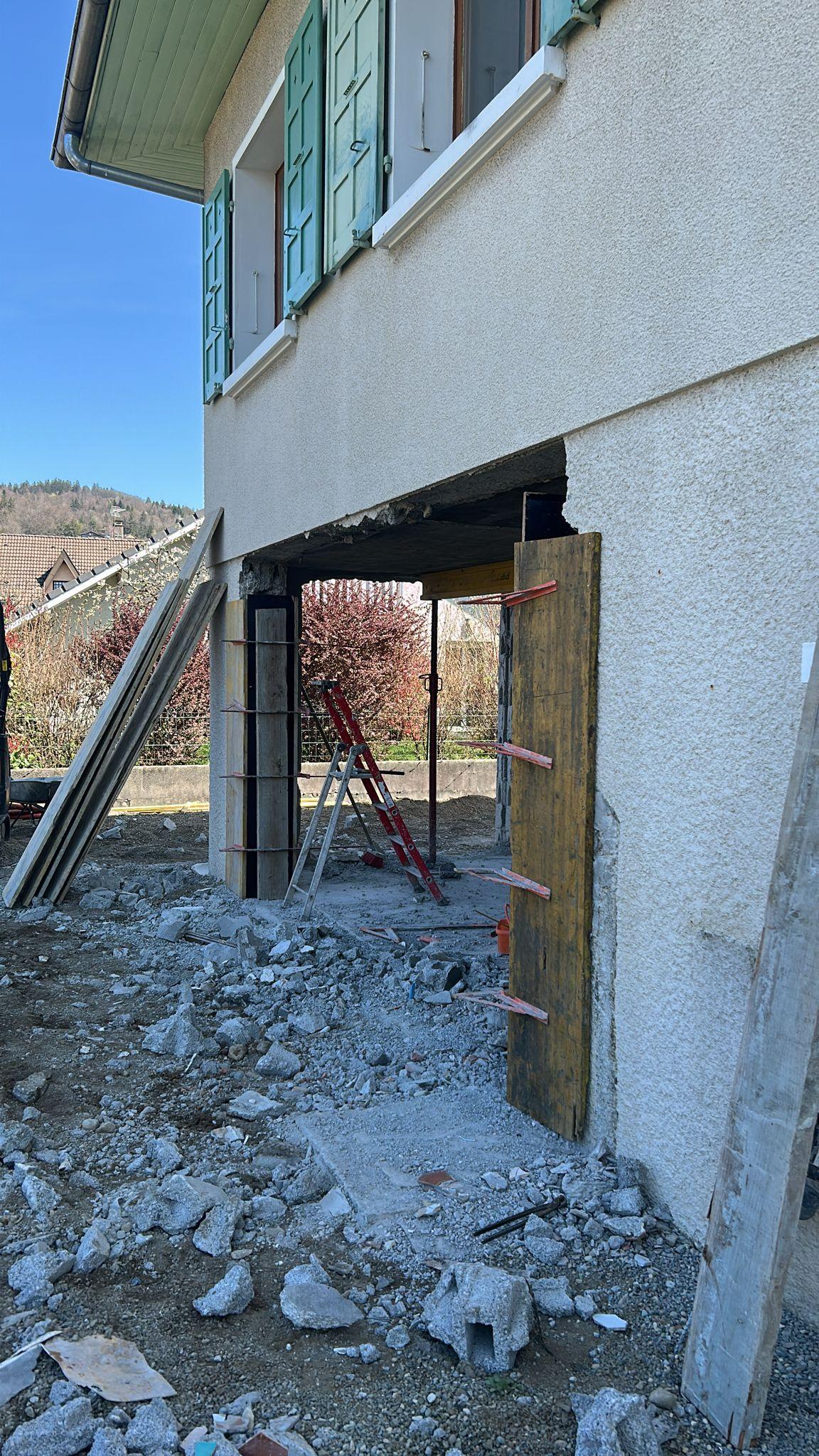 Lire la suite à propos de l’article Création d&rsquo;ouvertures dans une maison – Argonay (74)