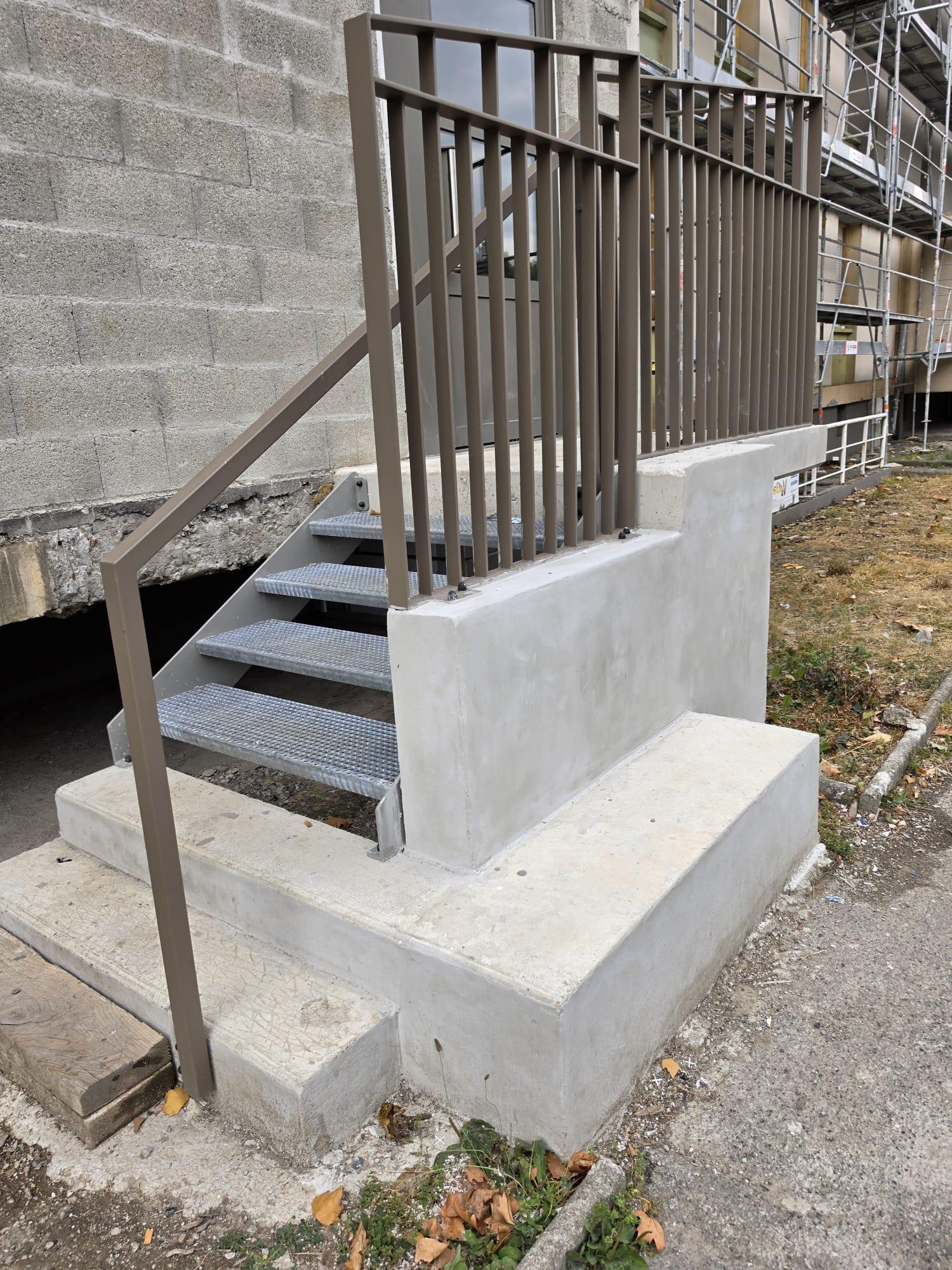 Aménagement extérieur - Albertville (73) 8 Escalier 2